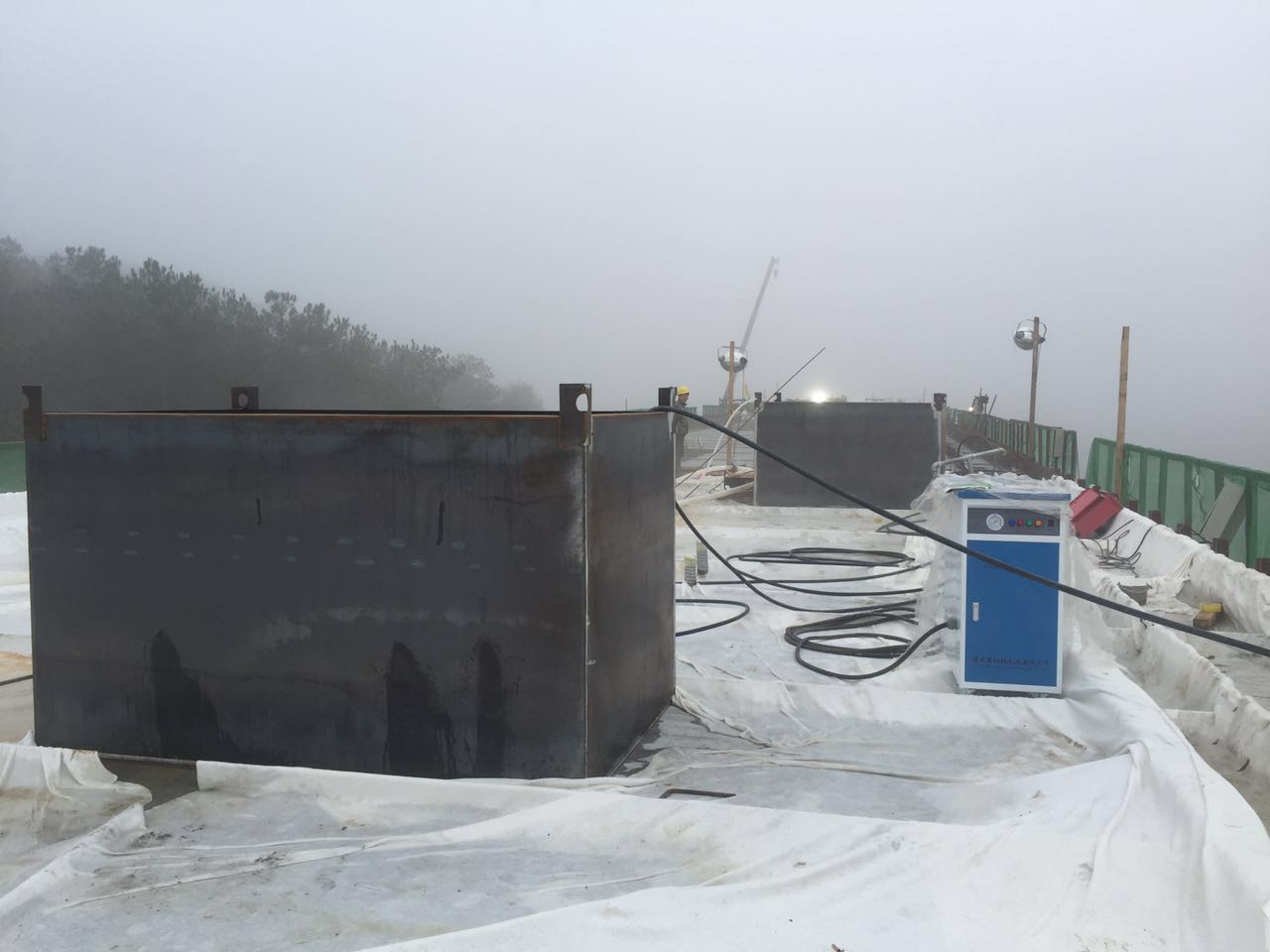溫度是混凝土養護的關鍵因素使用電熱蒸汽發生器控制溫度養護混凝土