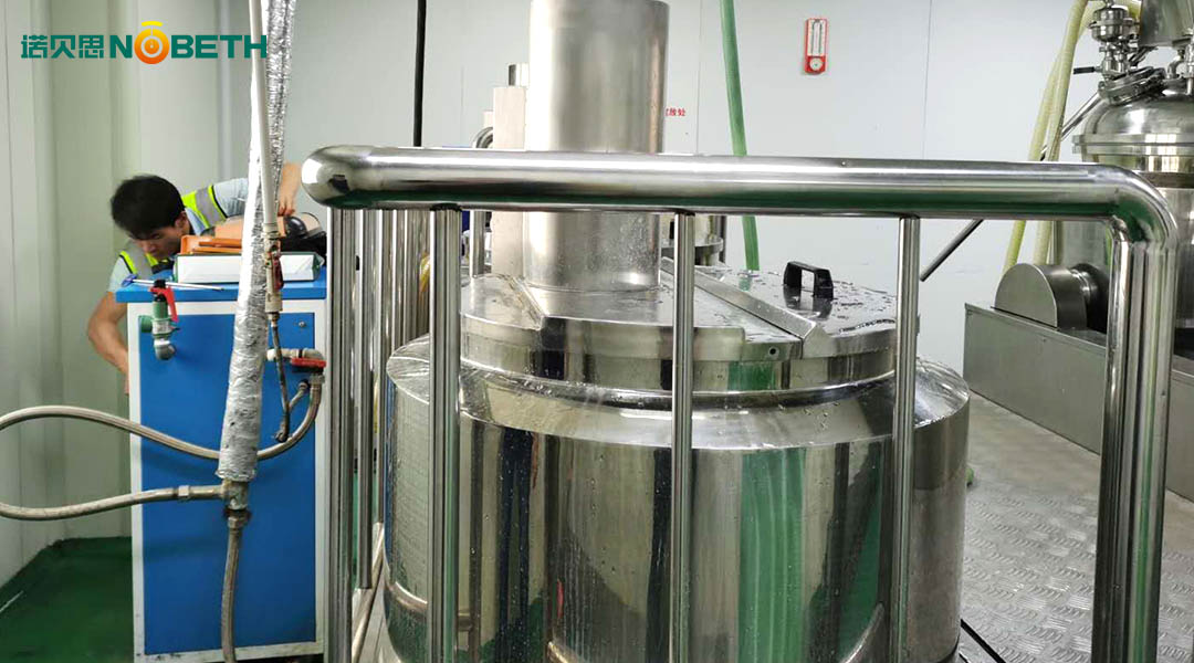 醫療制藥不銹鋼潔凈蒸汽發生器使用現場